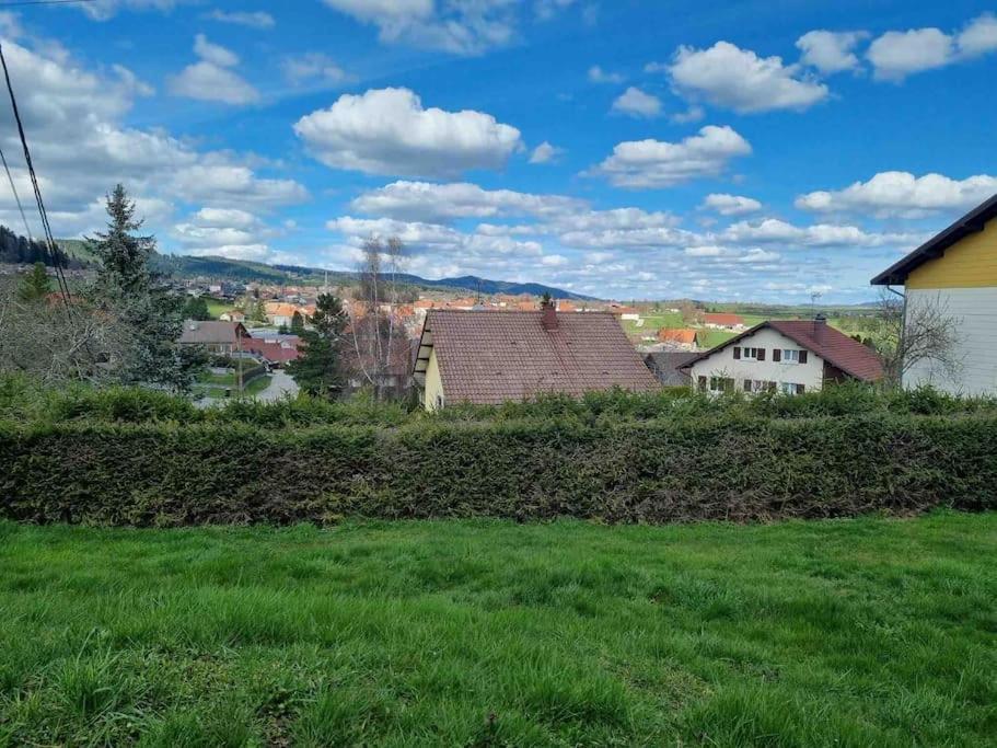 Logement Dans Maison + Exterieur Orchamps-Vennes Eksteriør billede